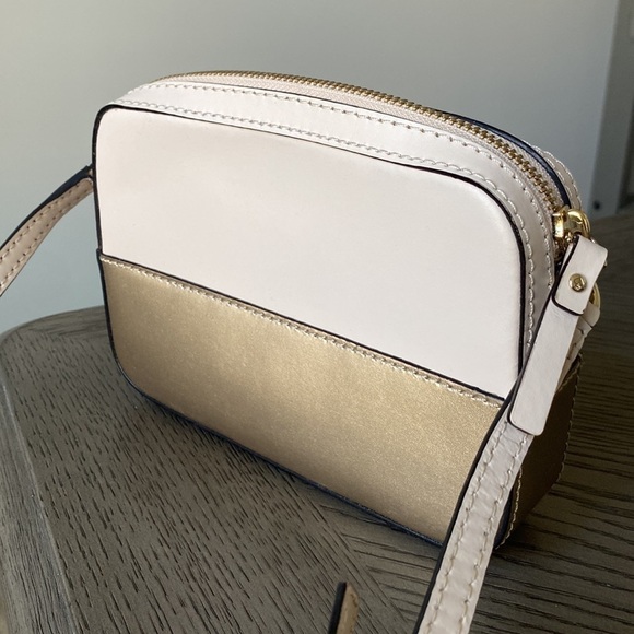 Kate Spade Mini Shoulder Bag ♠️ - Picture 2 of 6